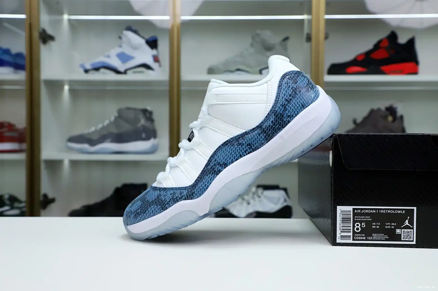 Kimikick Air Jordan snakeskin” 11 Jordan “navy 0615